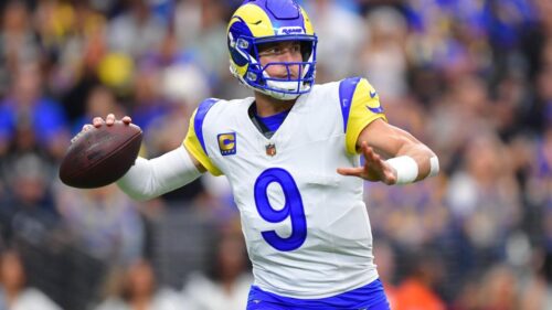 Matthew Stafford phá kỷ lục chuyền bóng chạm đích của đội Los Angeles Rams