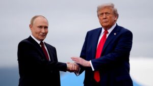 Trump hy vọng dùng lời lẽ khéo léo thuyết phục Putin đàm phán về Ukraine, các chuyên gia nói