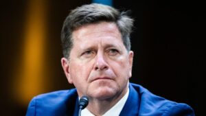 Tổng Thống Trump Dự Kiến Bổ Nhiệm Jay Clayton Làm Giám Đốc AI của Nhà Trắng