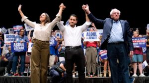 AOC ở Michigan, một số Cộng hòa chia rẽ với Trump về thuế quan