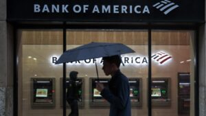 Ngân Hàng Bank of America Bị Phạt 1.2 Tỷ Đô Vì Vi Phạm Luật Chống Rửa Tiền