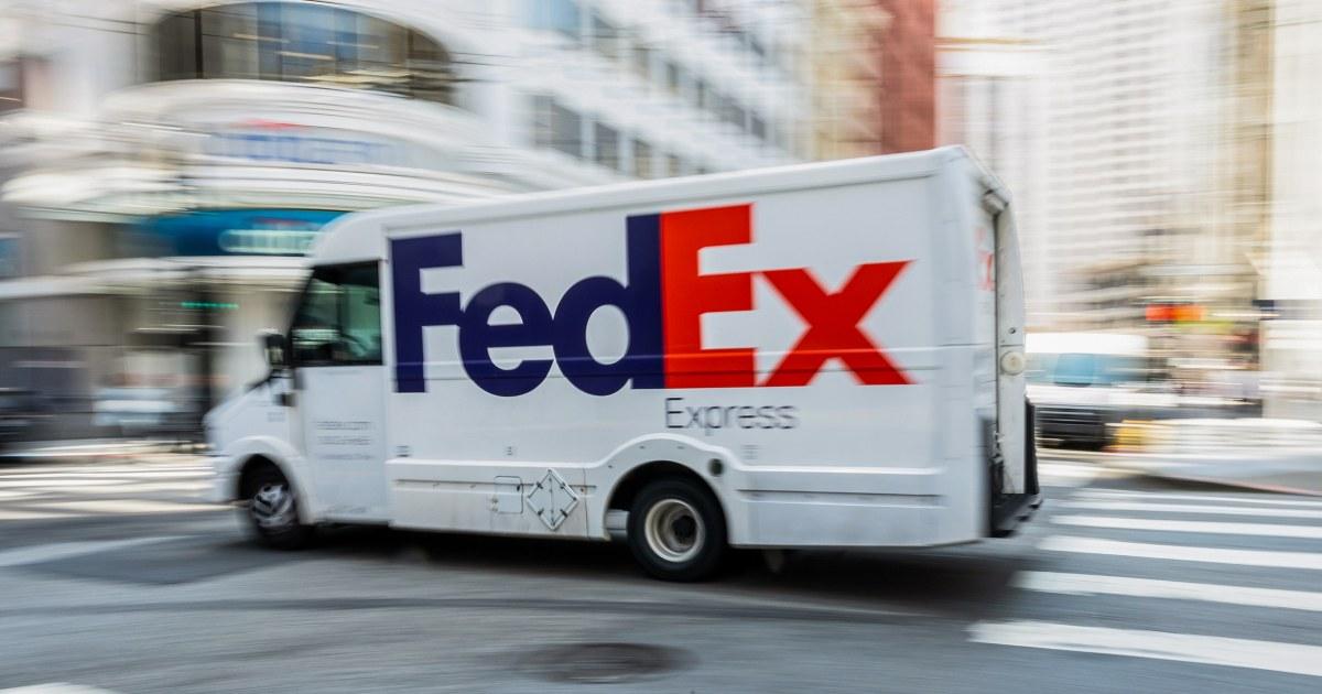 Gần 1 triệu đô la thẻ bài thể thao, Pokémon bị đánh cắp từ xe tải FedEx ở California