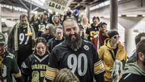 Cổ động viên NFL tại Pháp lạc quan bất chấp biểu tình lan rộng