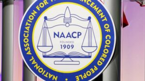 NAACP lên án các video lan truyền hình ảnh nhóm người mặc áo KKK ở El Paso, Texas