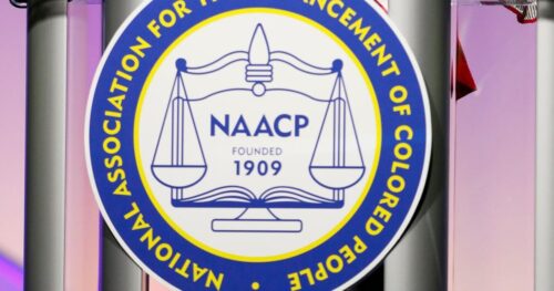NAACP lên án các video lan truyền hình ảnh nhóm người mặc áo KKK ở El Paso, Texas