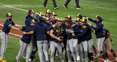Milwaukee Brewers Giành Chức Vô Địch World Series Đầu Tiên, Đánh Bại Tampa Bay Rays Ở Trận Thứ 5