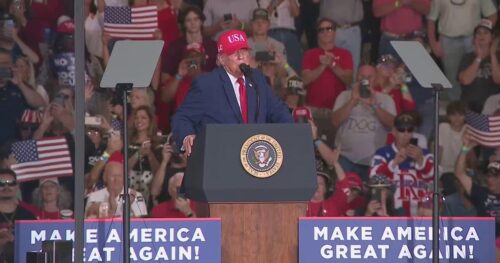 Tổng Thống Donald Trump Thống Lĩnh Đại Hội Vận Động Cử Tri Ở Dalton, Georgia