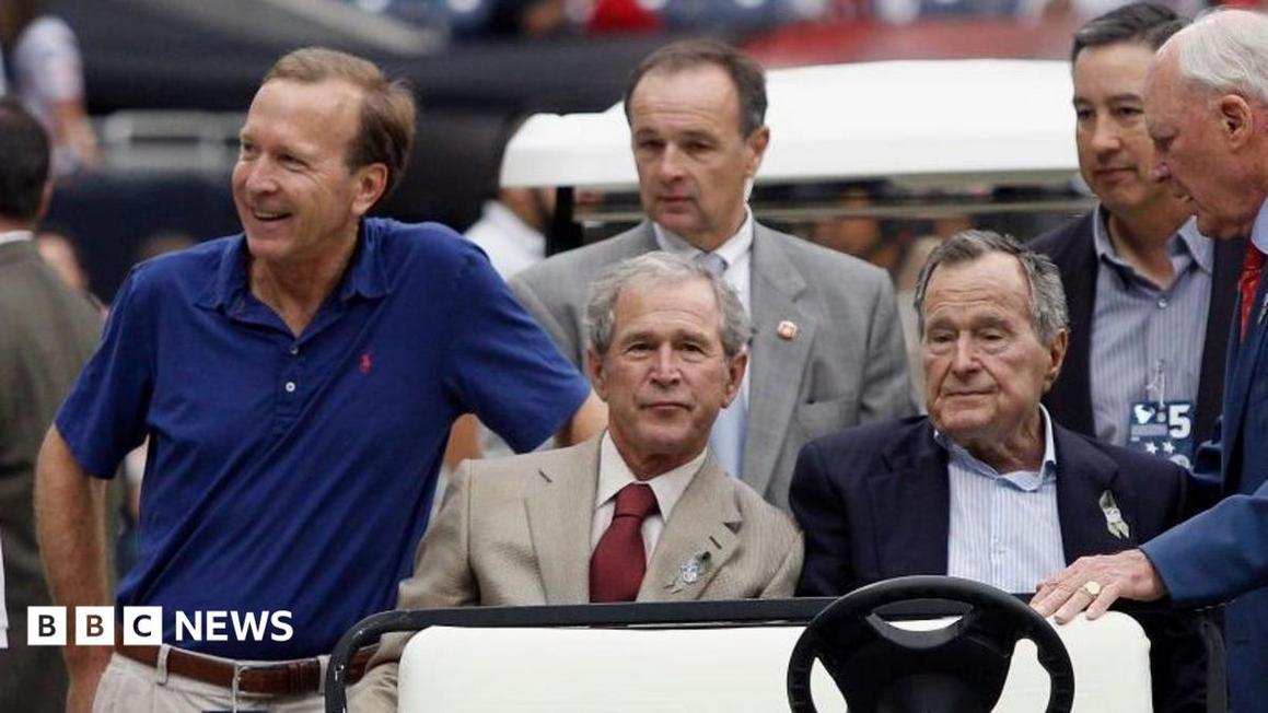 Thành viên gia tộc Bush ủng hộ ứng viên Dân chủ James Talarico tại Texas