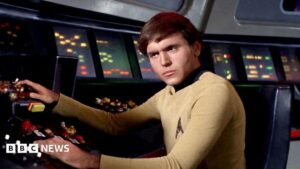 Ngôi sao ‘Star Trek’ Walter Koenig, người thủ vai Pavel Chekov, qua đời ở tuổi 90