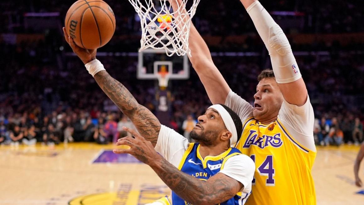 Walker Kessler ra mắt Lakers với màn trình diễn hoàn hảo, ghi 26 điểm trong chiến thắng 127-105 trước Warriors