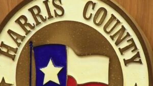 Harris County đạt thỏa thuận tạm thời trong vụ kiện Texas về quảng cáo bầu cử bị cáo buộc nhắm mục tiêu sắc tộc