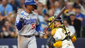 Dodgers Thua Milwaukee Brewers 7-4, Dẫn Trước Trong Loạt Trận NLCS