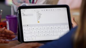 Apple Trang Bị Thêm Ngôn Ngữ Bản Địa Cho Bàn Phím iPhone và iPad