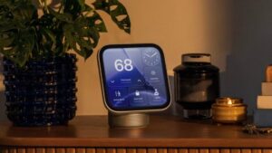 Apple giải thích lý do HomeView ra mắt muộn