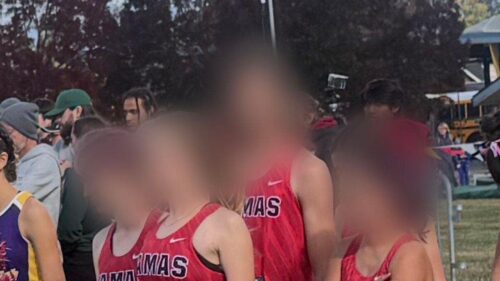 Phó Giám đốc Giáo dục Bang Washington Bác bỏ Mối lo Ngại Về Tính Công Bằng Trong Thể Thao Nữ, Cho Rằng Não Vận Động Viên Chưa Phát Triển Hoàn Thiện