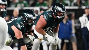 Landon Dickerson nhận hết trách nhiệm sau thất bại của Eagles