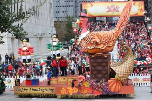 Thị trưởng Houston công bố kế hoạch cho Lễ diễu hành Lễ Tạ ơn và Lễ thắp sáng cây thông Noel