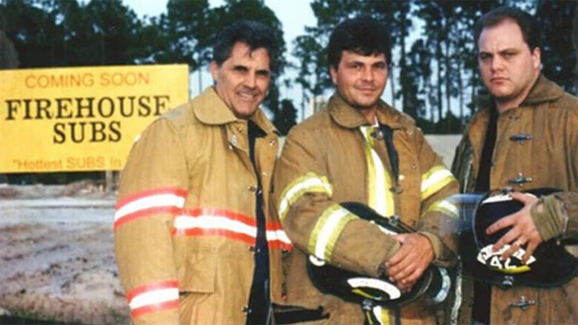 Đồng Sáng Lập Firehouse Subs Qua Đời Ở Tuổi 65