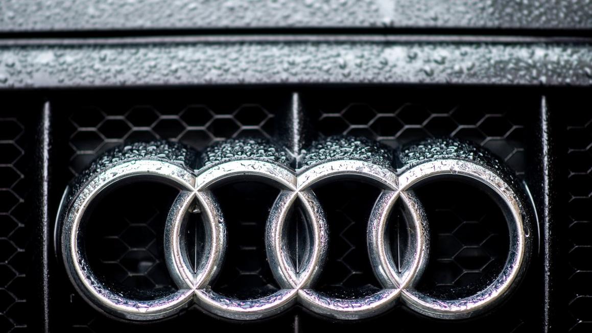 Cảnh sát điều tra sau khi xe Audi bị đánh cắp được sử dụng trong các vụ trộm ở Abington Township