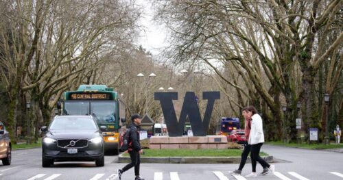 Cựu sinh viên Đại học Washington kiện trường sau vụ tấn công tình dục tại ký túc xá