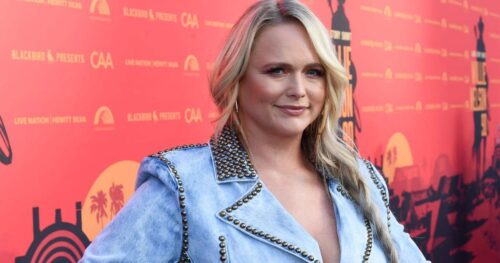 Miranda Lambert sẽ biểu diễn trong giờ nghỉ giải lao Lễ Tạ Ơn của Dallas Cowboys