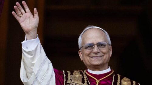 Đức Giáo Hoàng Leo XIV được chẩn đoán ung thư phổi, Vatican cho biết