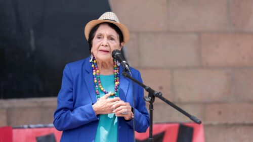Những giờ phút cuối đời của biểu tượng nhân quyền Dolores Huerta