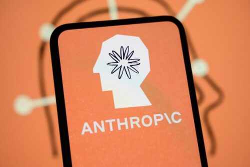 Nhân sự Anthropic trẻ hóa, thời gian họp tăng