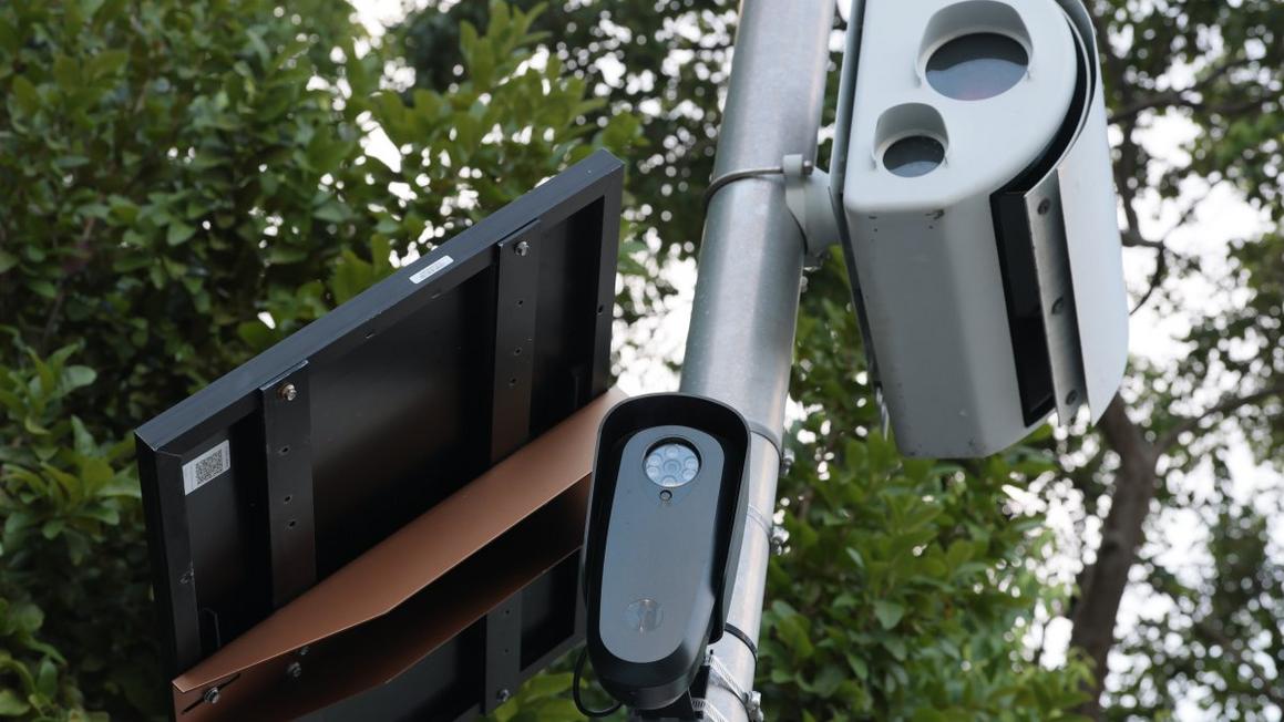 Các máy đọc biển số xe mới sắp có mặt tại Thung lũng San Fernando phía Tây