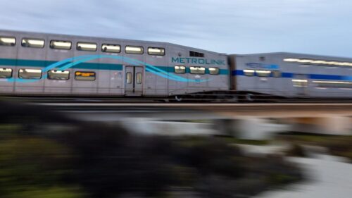 Tăng giá vé Metrolink bắt đầu từ Thứ Hai