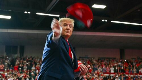 Cập Nhật Bầu Cử Giữa Kỳ: Cuộc Vận Động Cuối Cùng Của Tổng Thống Trump Tại Florida