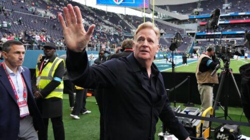 Tổng thư ký NFL Roger Goodell phản hồi yêu cầu điều tra vụ việc Jalen Hurts