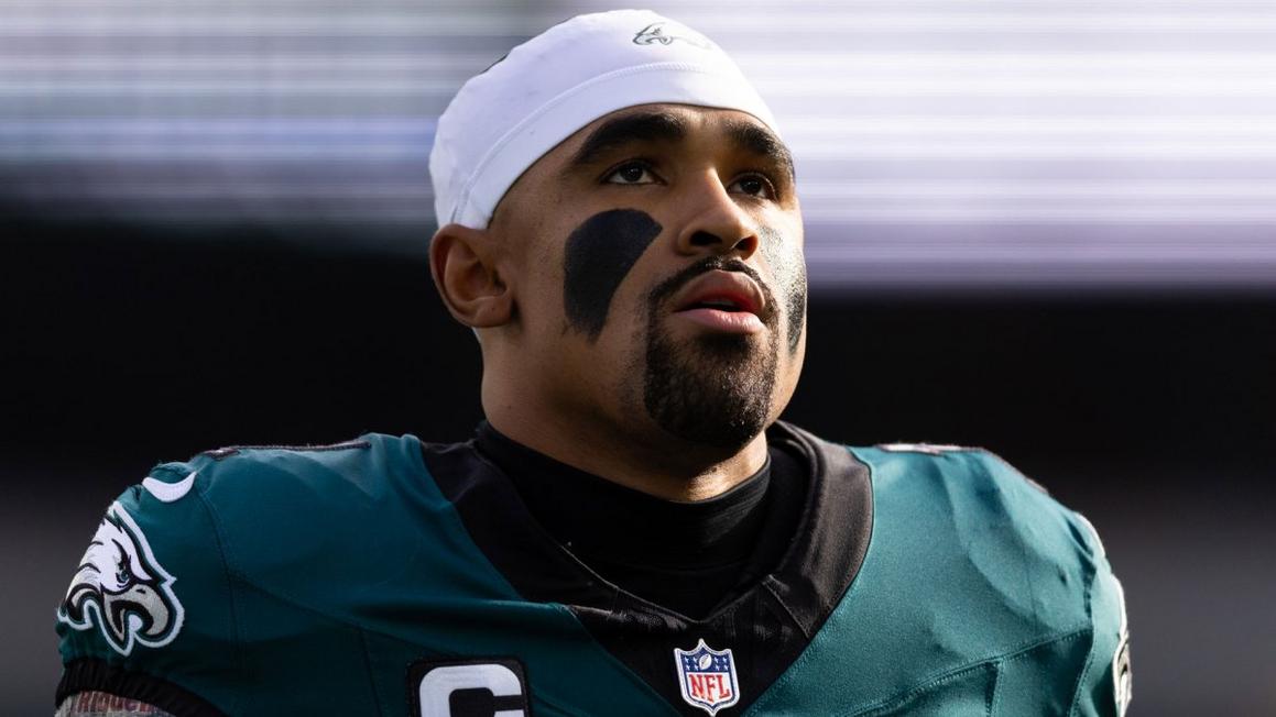 Hiệp hội Cầu thủ NFL yêu cầu điều tra vụ việc Jalen Hurts