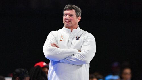 Huấn luyện viên Karl Smesko đưa Atlanta Dream vào Chung kết WNBA