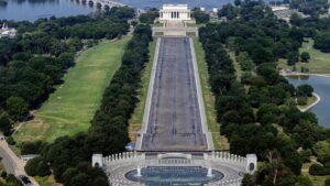 CBS News đối mặt vụ kiện phỉ báng 20 triệu đô la vì nhận dạng sai thiếu niên Maryland