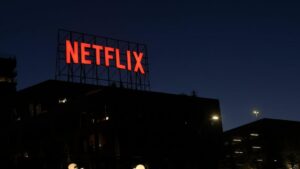 Netflix Cắt Giảm Khoảng 6% Nhân Viên Toàn Cầu