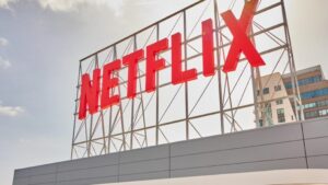 Netflix cắt giảm 1.000 nhân viên giữa cạnh tranh khốc liệt giành sự chú ý của người xem