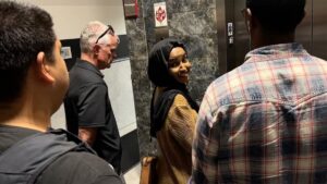 Nữ Dân biểu Ilhan Omar khẳng định tên thật