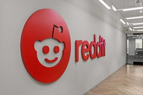 Reddit Tắt Truy Cập RSS Và API Mở Để Chặn Bot AI