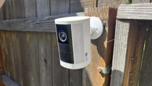 Thế giới ứng dụng AI bên thứ ba cho camera an ninh Ring: Bạn có cần chúng?
