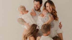 Cựu quân nhân Thủy quân Lục chiến kiện khu học chánh Oregon vì từ chối chi trả chương trình học Công giáo
