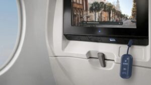 Twelve South Ra Mắt Thiết Bị AirFly View Mới Với Màn Hình Tích Hợp