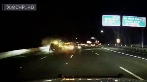 Tesla đâm xe tuần tra Cảnh sát Tiểu bang California trên Xa lộ 80 tại Fairfield