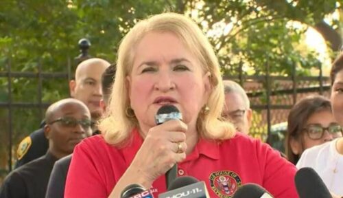 Dân biểu Sylvia Garcia và Hakeem Jeffries thảo luận về tác động của việc thực thi ICE đối với kinh tế Houston