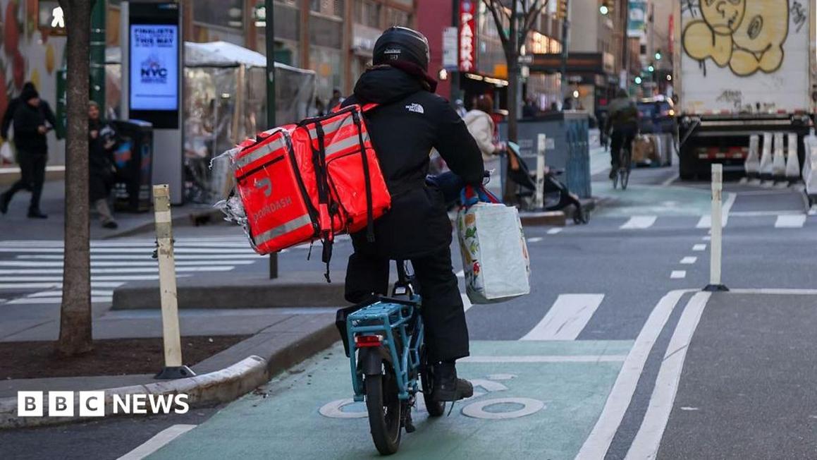 DoorDash mua lại Instacart với giá 17 tỷ USD