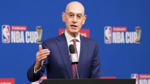 Ủy viên NBA Adam Silver làm nức lòng người hâm mộ Sonics khi đề cập đến khả năng mở rộng giải đấu một cách bất ngờ