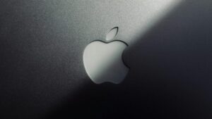 Apple Tuyển Dụng Cựu Lãnh Đạo Pháp Lý Cấp Cao Của Meta