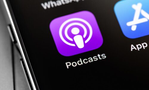 Apple mua lại đội ngũ và công nghệ từ startup podcast Huxe