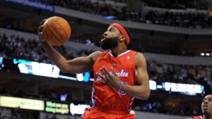 Cựu sao Clippers cảnh báo về chặng đường khó khăn của đội sau án phạt nặng nề từ NBA