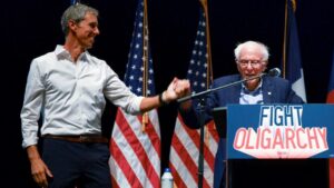 Ứng cử viên Thượng viện Texas James Talarico vắng mặt trong buổi vận động tranh cử của Bernie Sanders